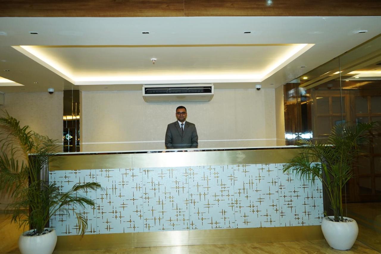 The Landmark Hotel Muzaffarpur Exterior photo